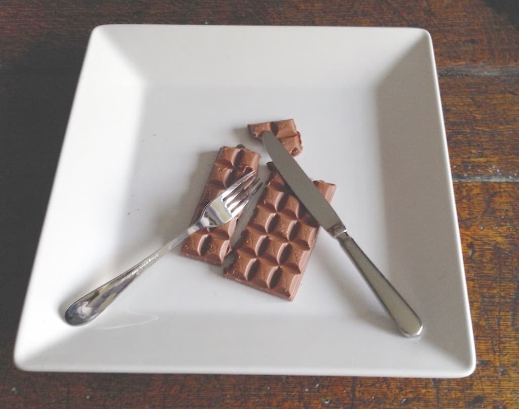 Chocolate plate
